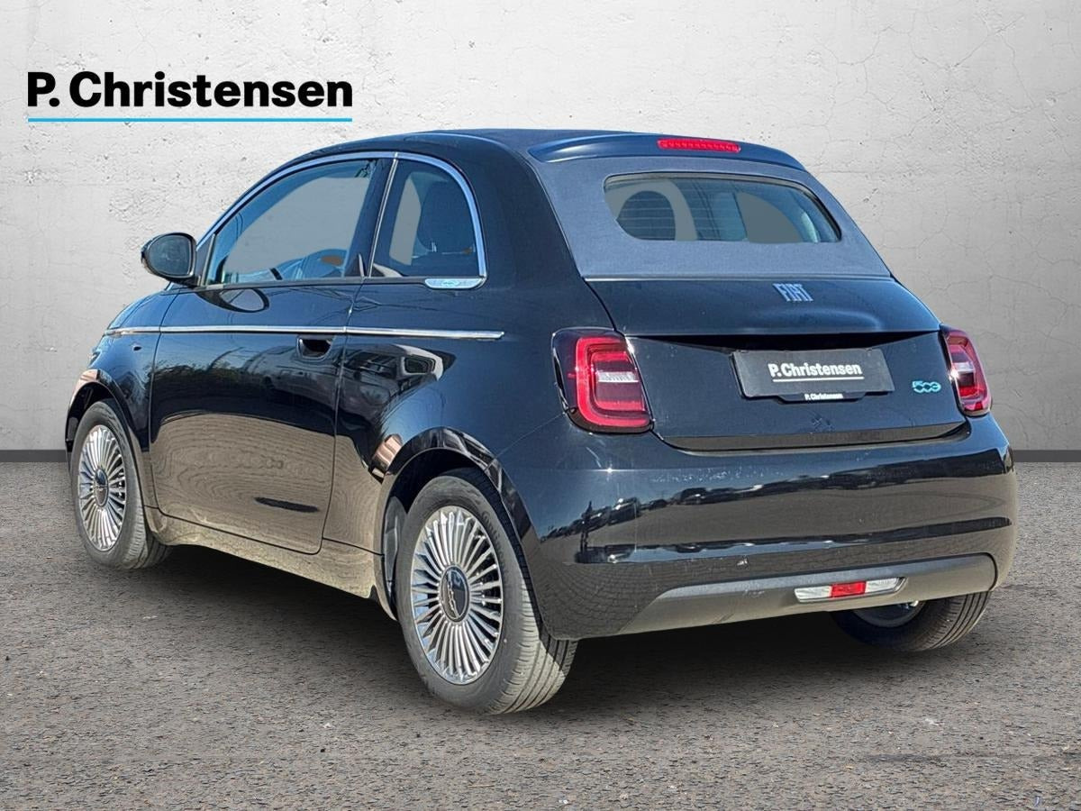 Sort Fiat 500e fra 2023