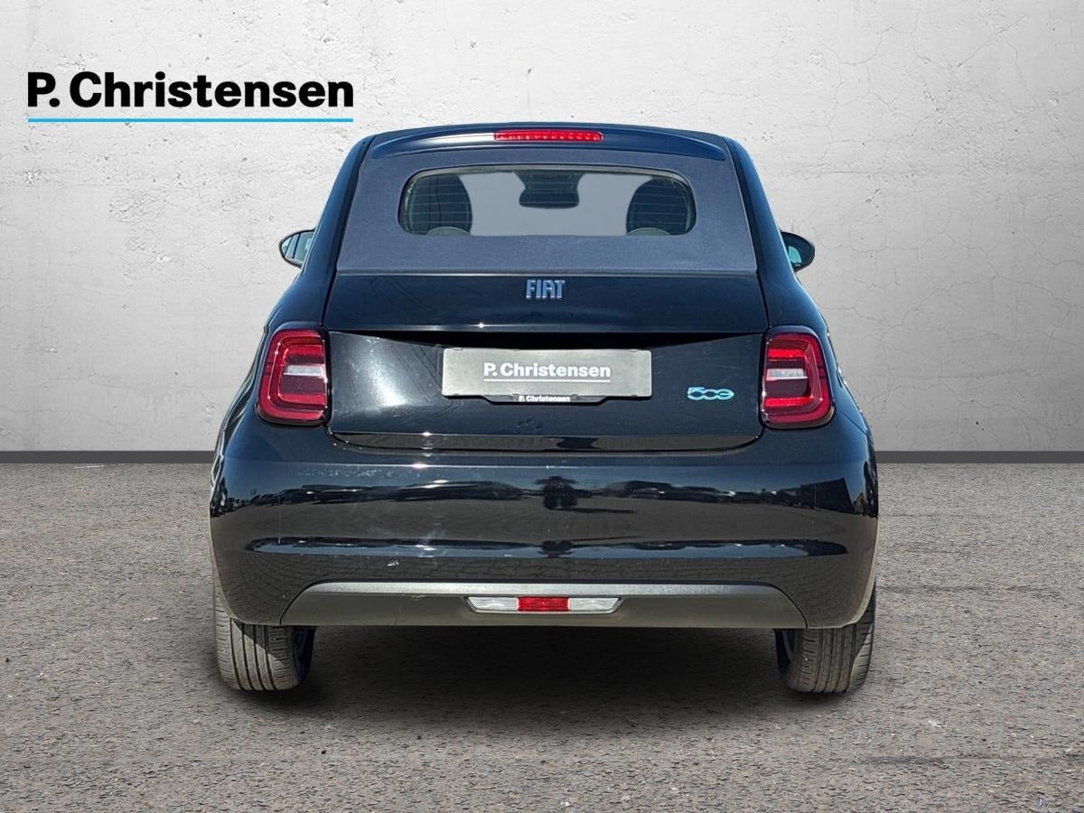 Sort Fiat 500e fra 2023