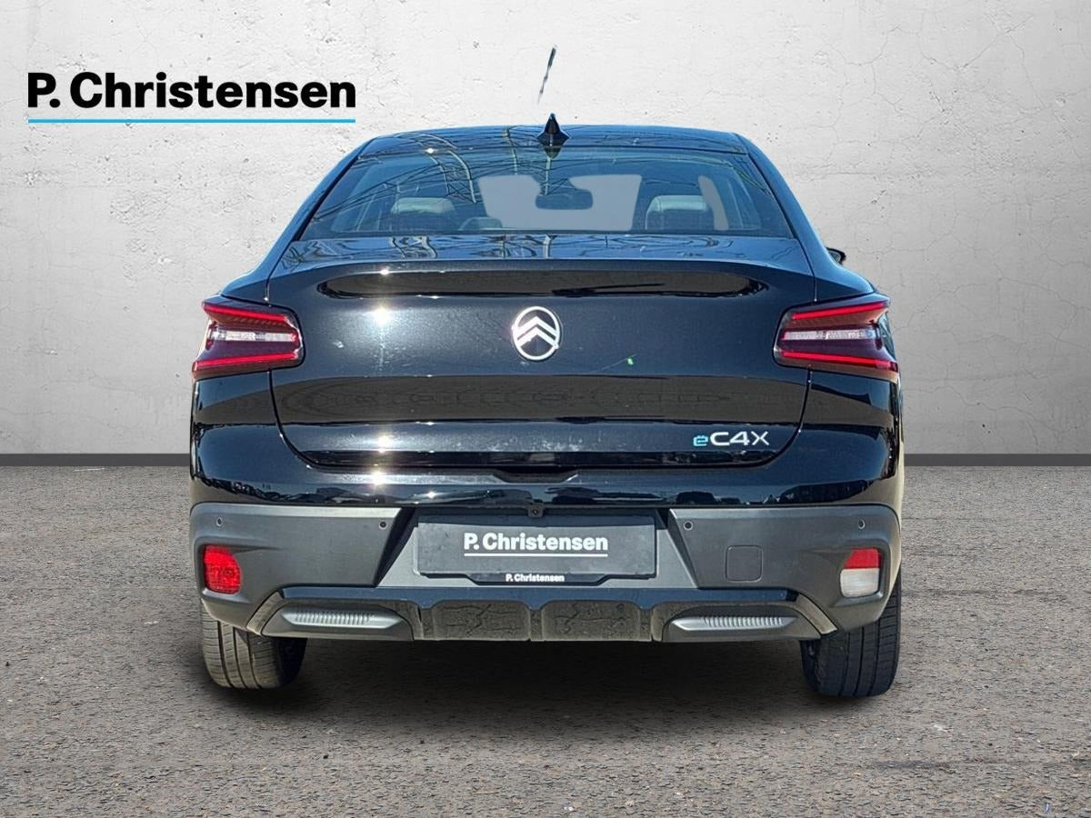 Sort Citroën ë-C4 X fra 2025