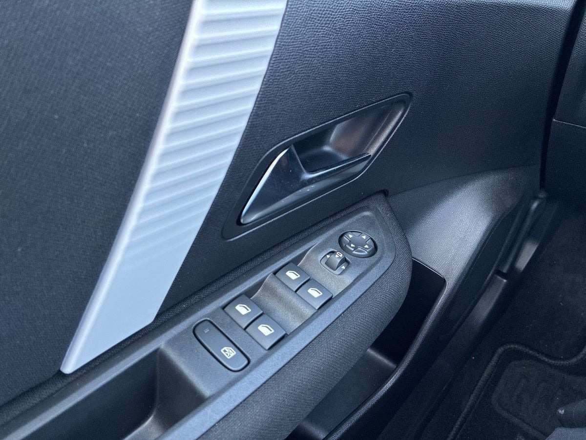 Sort Citroën ë-C4 X fra 2025