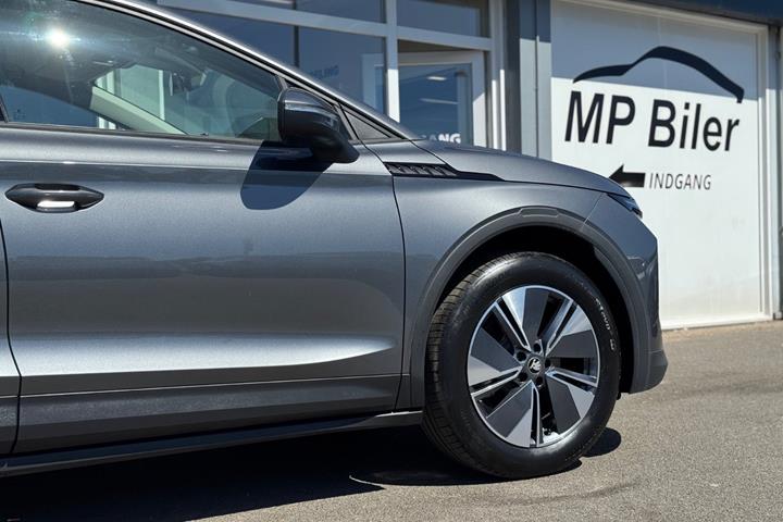 Grå Skoda Elroq fra 2025