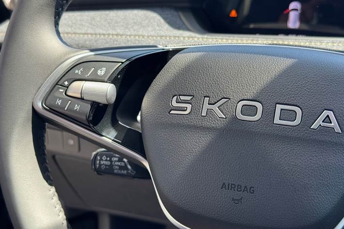 Grå Skoda Elroq fra 2025
