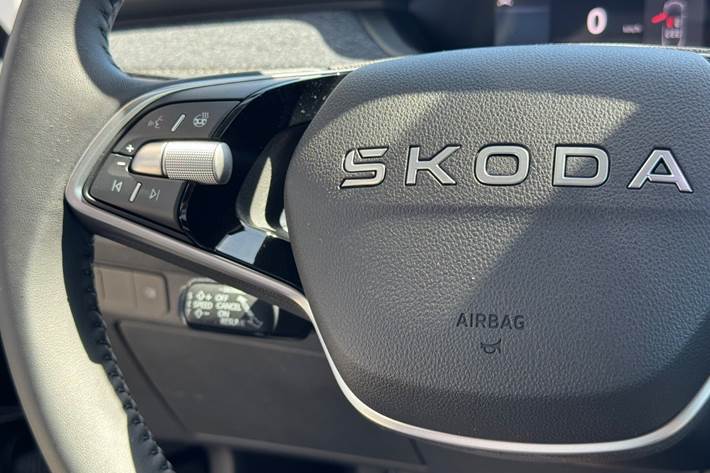 Grå Skoda Elroq fra 2025