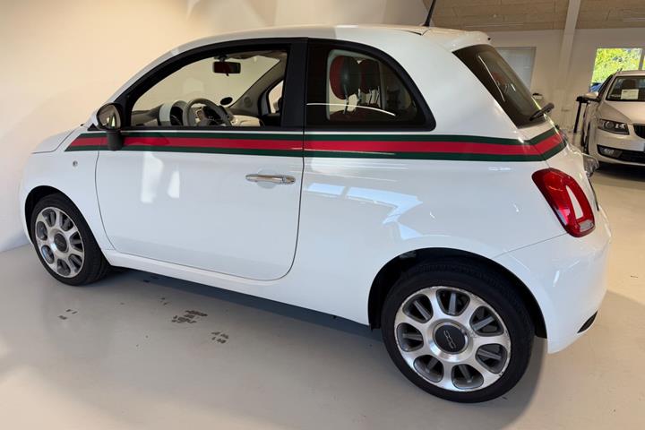 Hvid Fiat 500 fra 2017