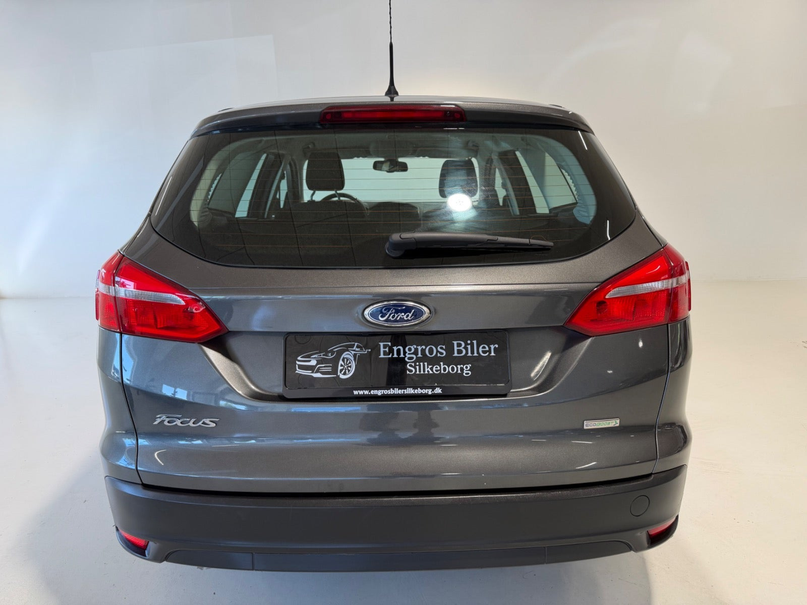 Grå Ford Focus fra 2016