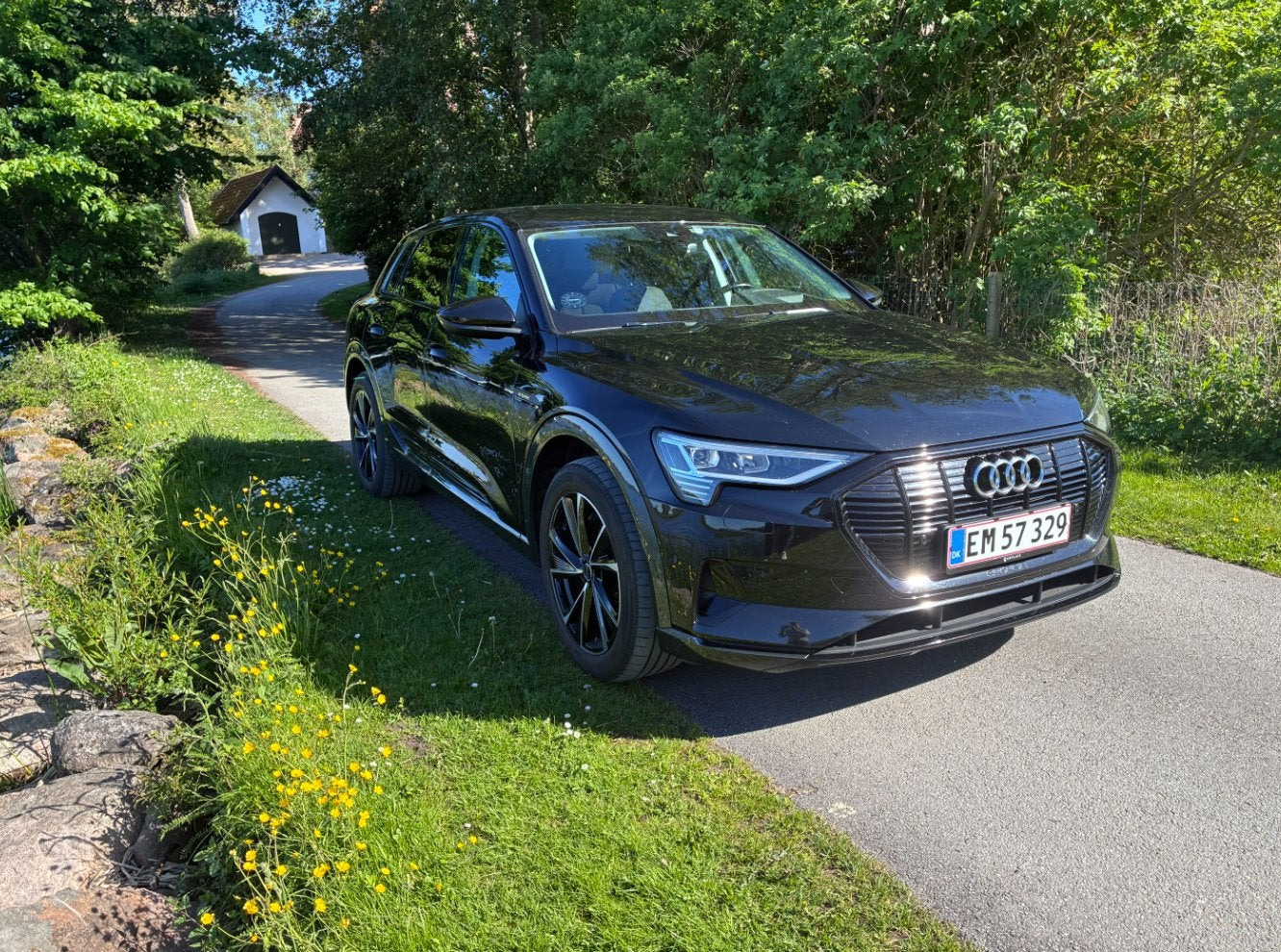 Sort Audi e-tron fra 2022