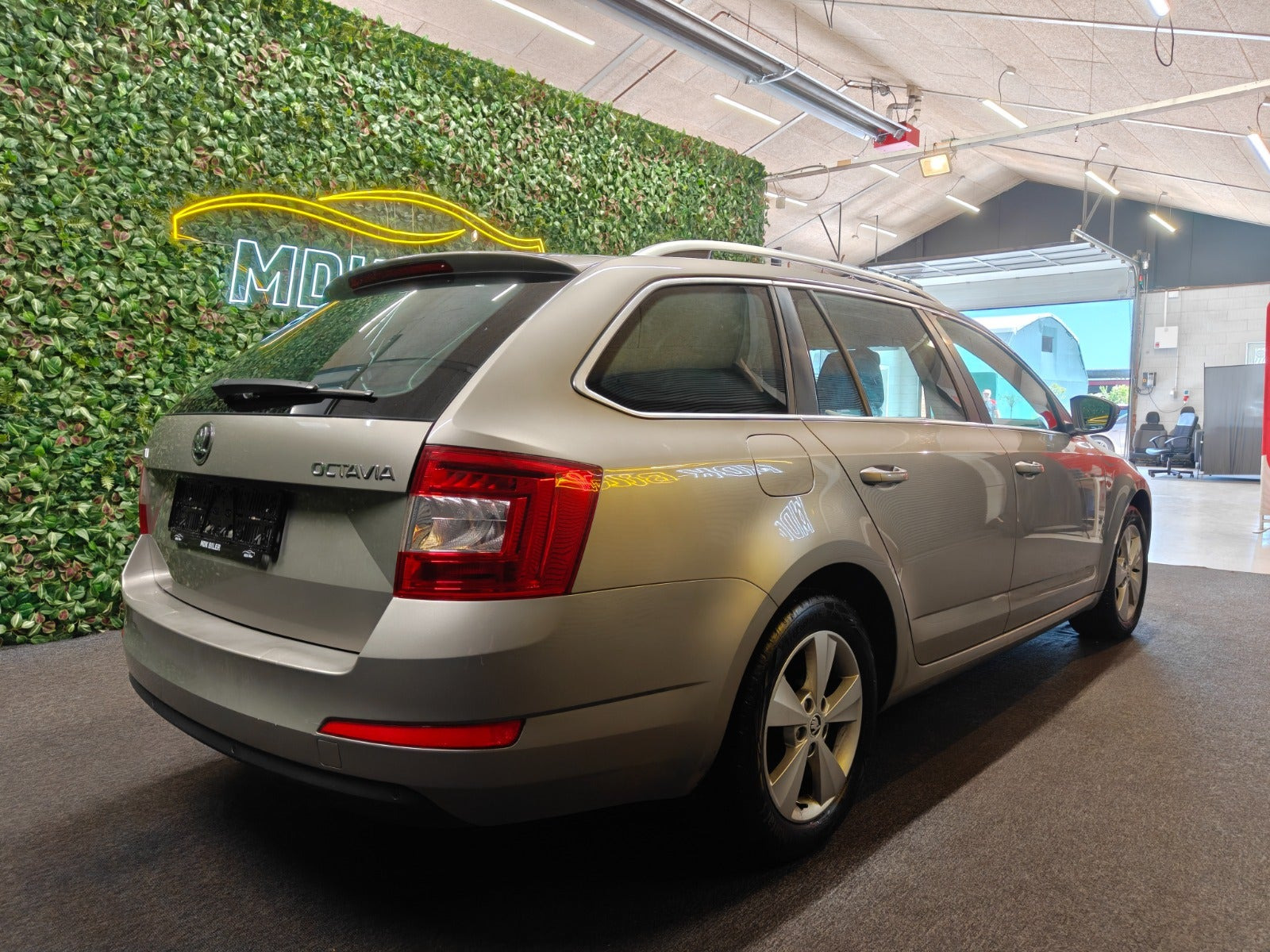 undefined Skoda Octavia fra 2015