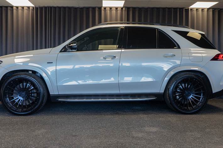 Hvid Mercedes GLE350 de fra 2020
