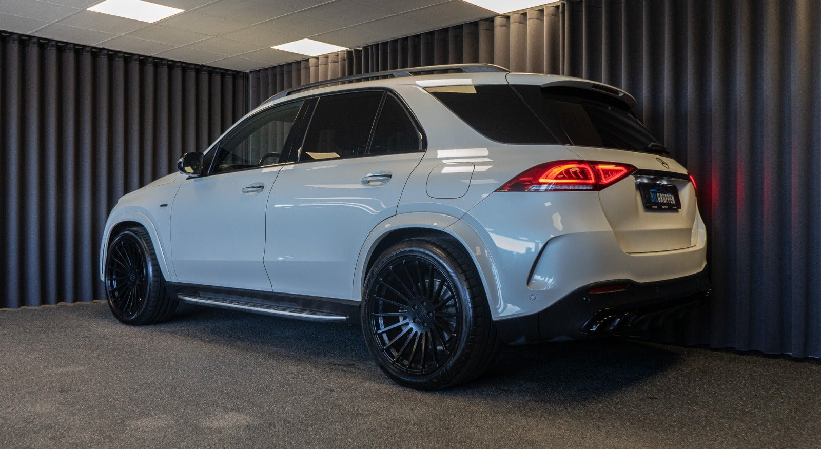 Hvid Mercedes GLE350 de fra 2020