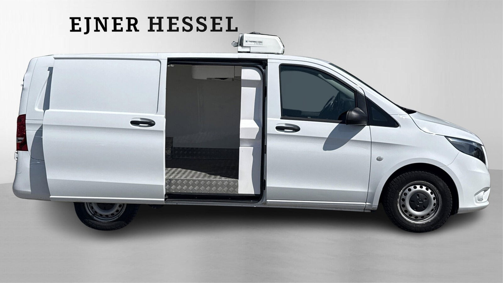 Hvid Mercedes Vito 114 fra 2021