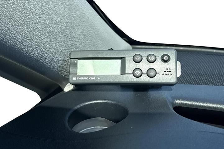 Hvid Mercedes Vito 114 fra 2021