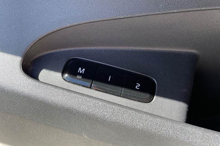 Sort Polestar 2 fra 2023