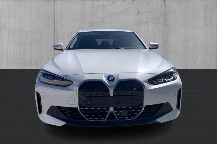 undefined BMW i4 fra 2023