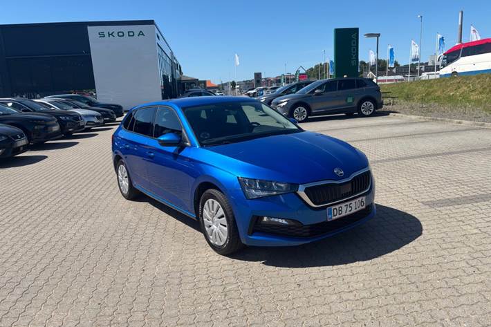 undefined Skoda Scala fra 2022 set udefra