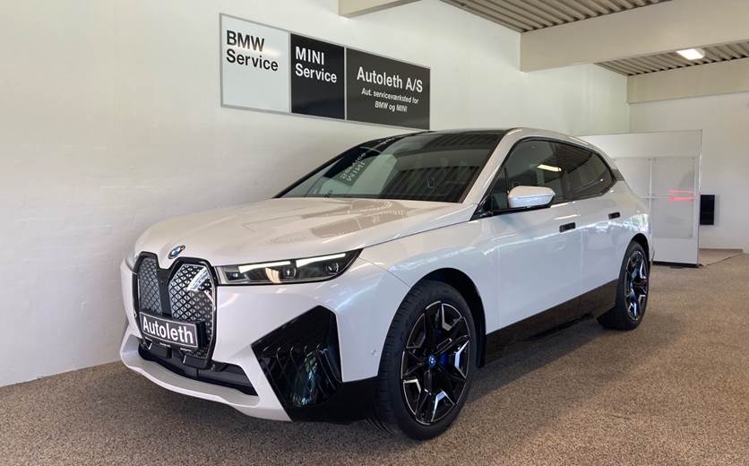BMW iX xDrive40 Sport
