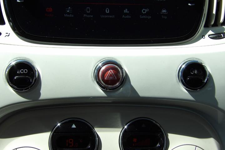 Hvid Fiat 500 fra 2018