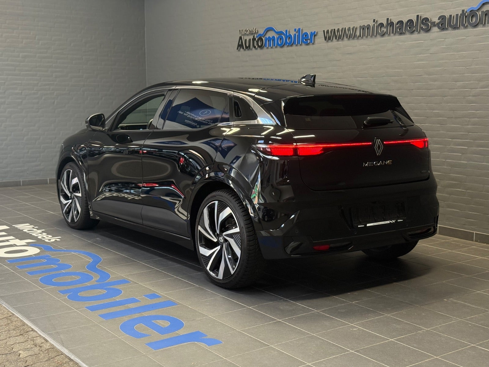 Sort Renault Megane E-Tech fra 2024