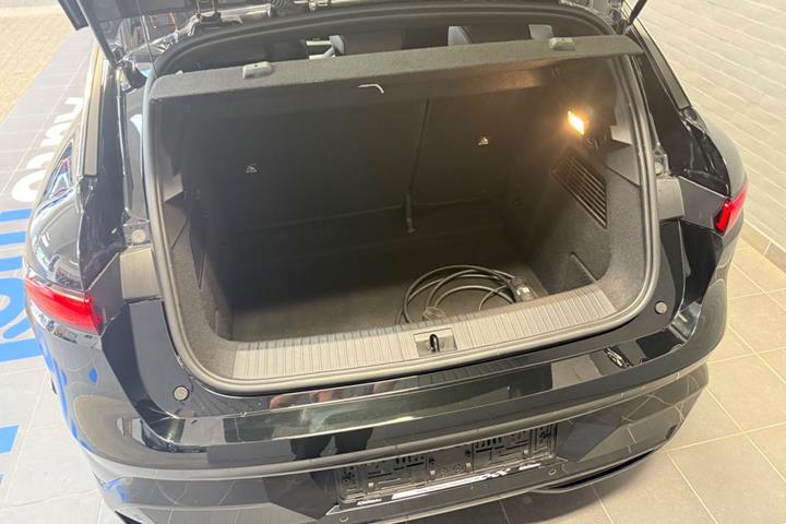 Sort Renault Megane E-Tech fra 2024