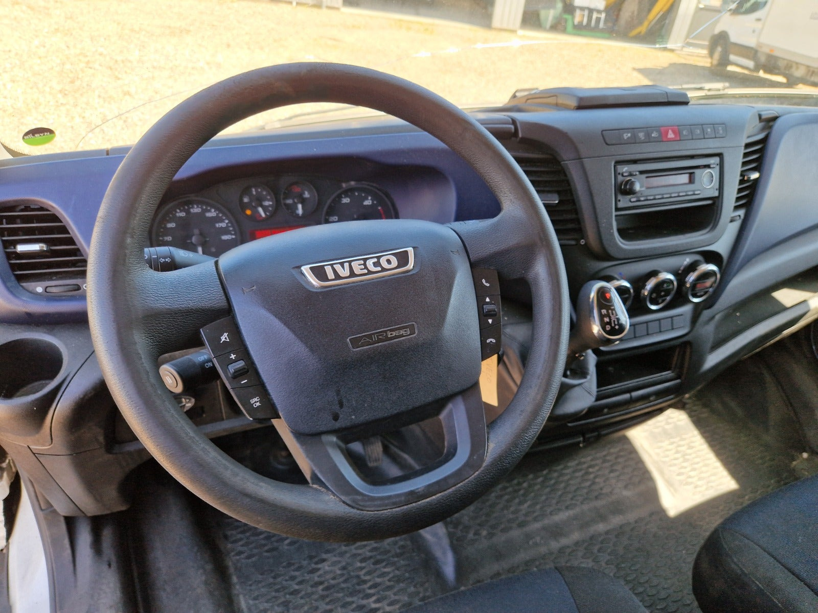 undefined Iveco Daily fra 2017