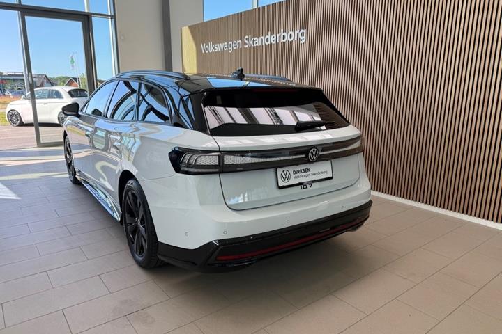 Hvid VW ID.7 fra 2026