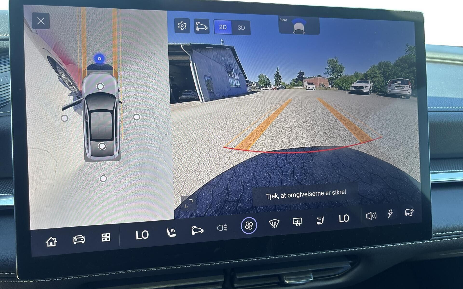 Rød Mazda 6e fra 2025