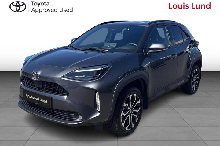 Grå Toyota Yaris Cross fra 2025 set udefra