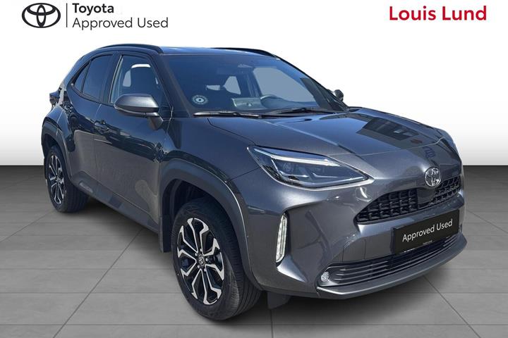 Grå Toyota Yaris Cross fra 2025