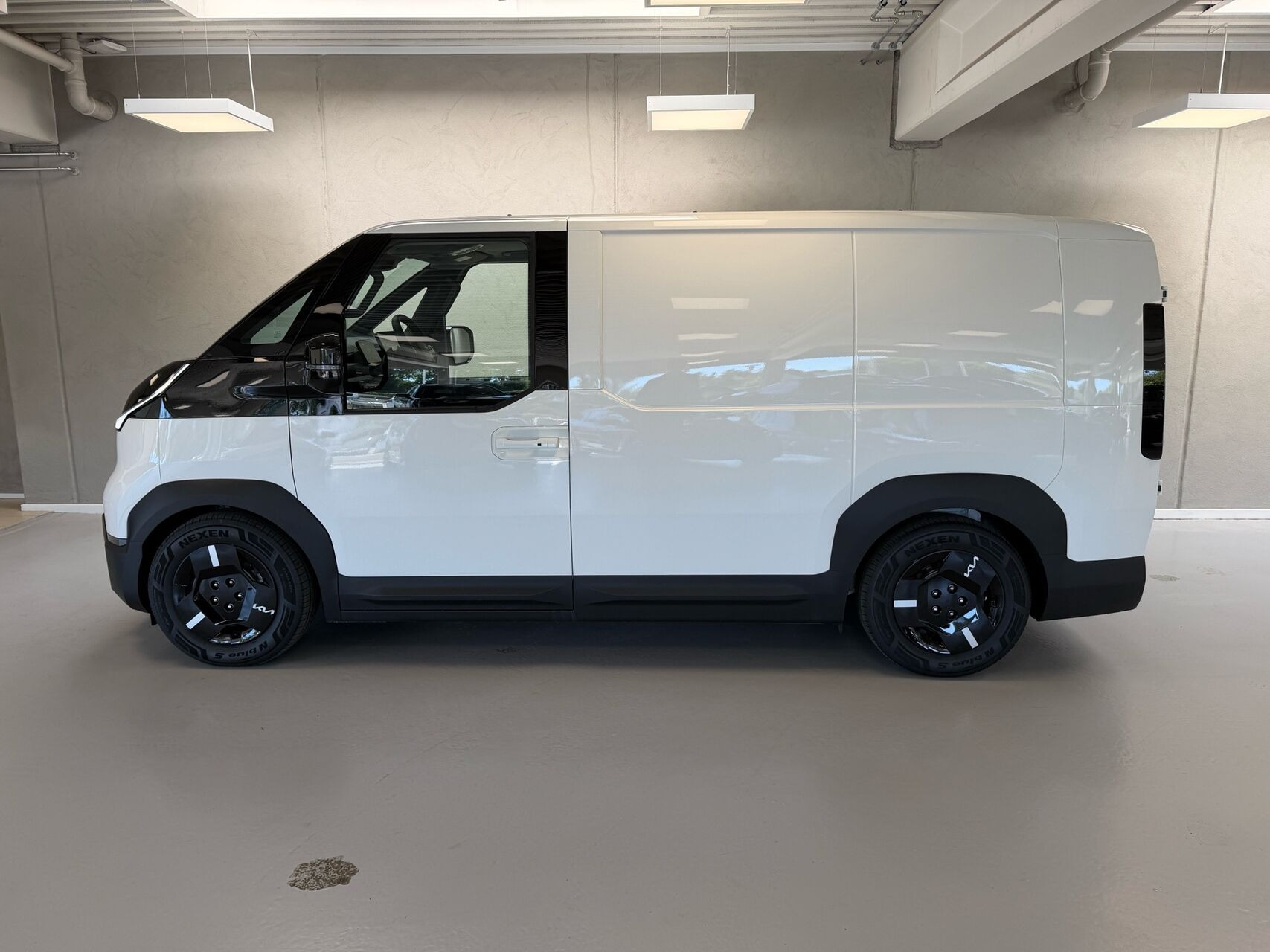 Hvid Kia PV5 Cargo fra 2026