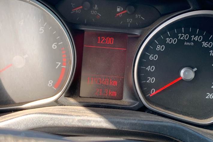 Sølv Ford Mondeo fra 2012