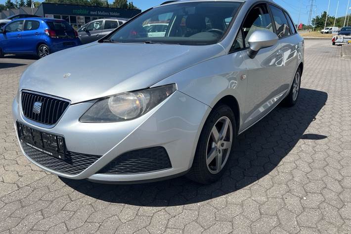 Grå Seat Ibiza fra 2011