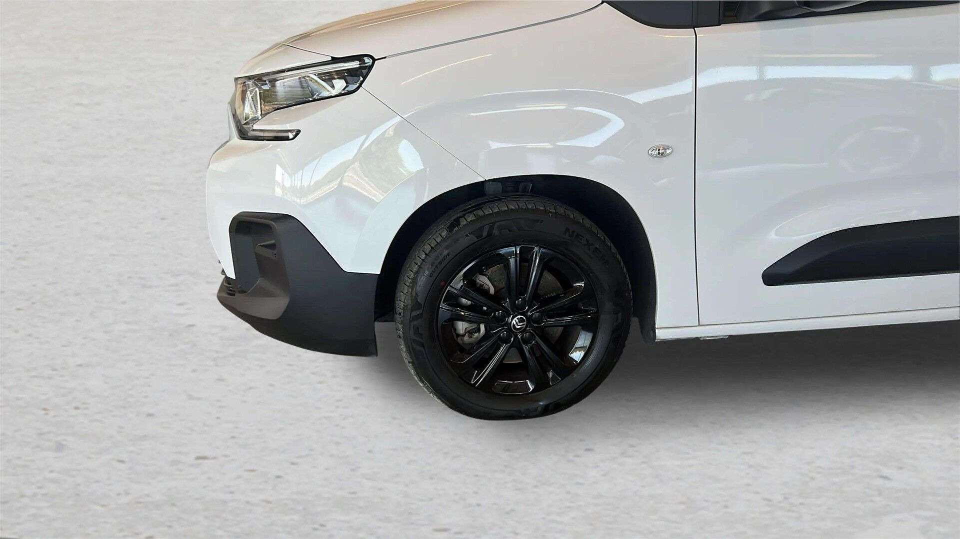 Hvid Citroën ë-Berlingo fra 2025