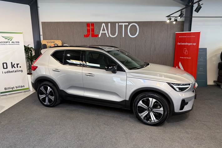 Orange Volvo XC40 fra 2023