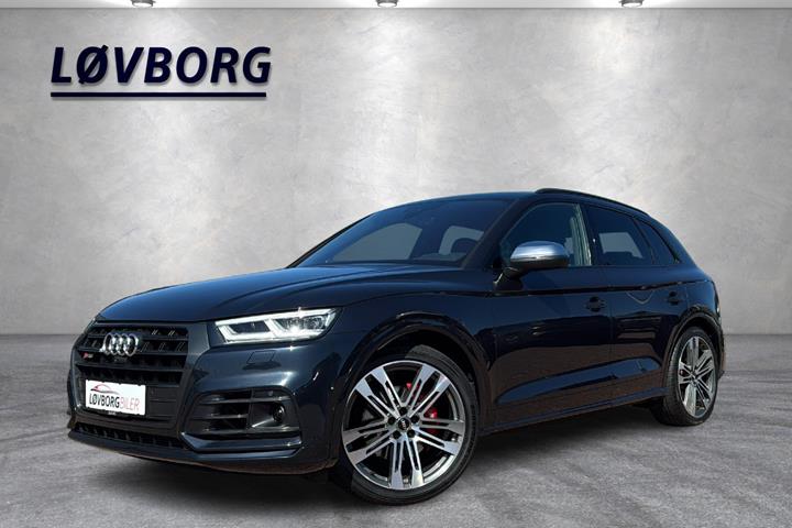Blå Audi SQ5 fra 2017 set udefra