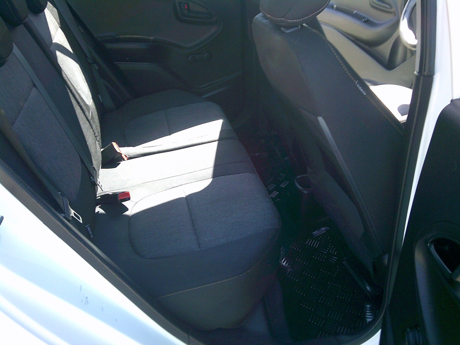Gul Kia Picanto fra 2012