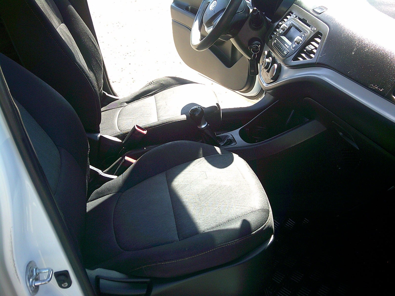 Gul Kia Picanto fra 2012