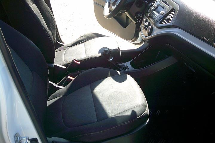 Gul Kia Picanto fra 2012