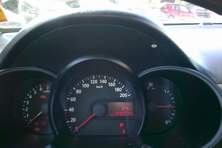 Gul Kia Picanto fra 2012