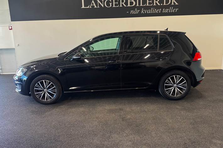 Sort VW Golf VII fra 2017