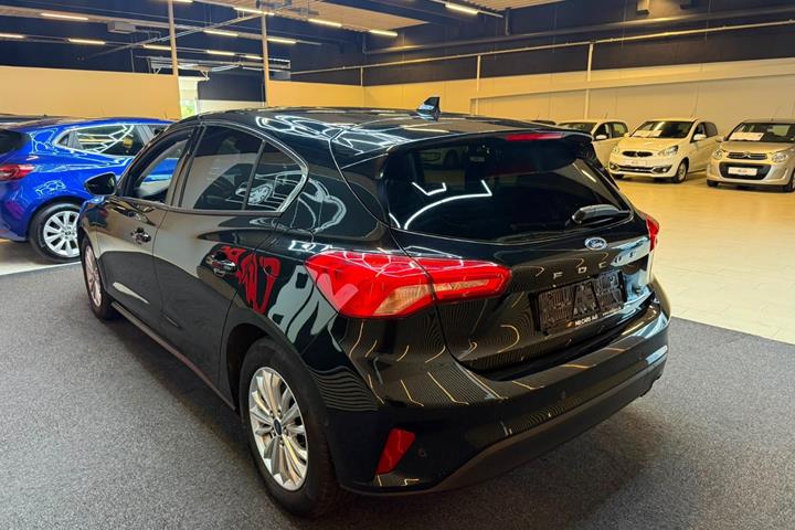 Sort Ford Focus fra 2019