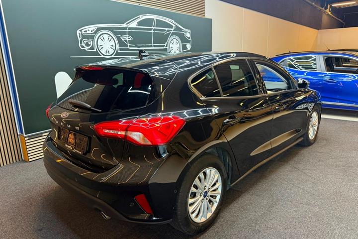 Sort Ford Focus fra 2019