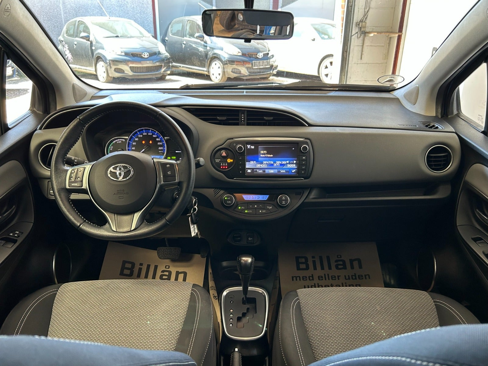undefined Toyota Yaris fra 2015