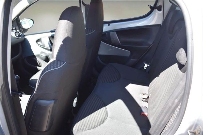 undefined Peugeot 107 fra 2007