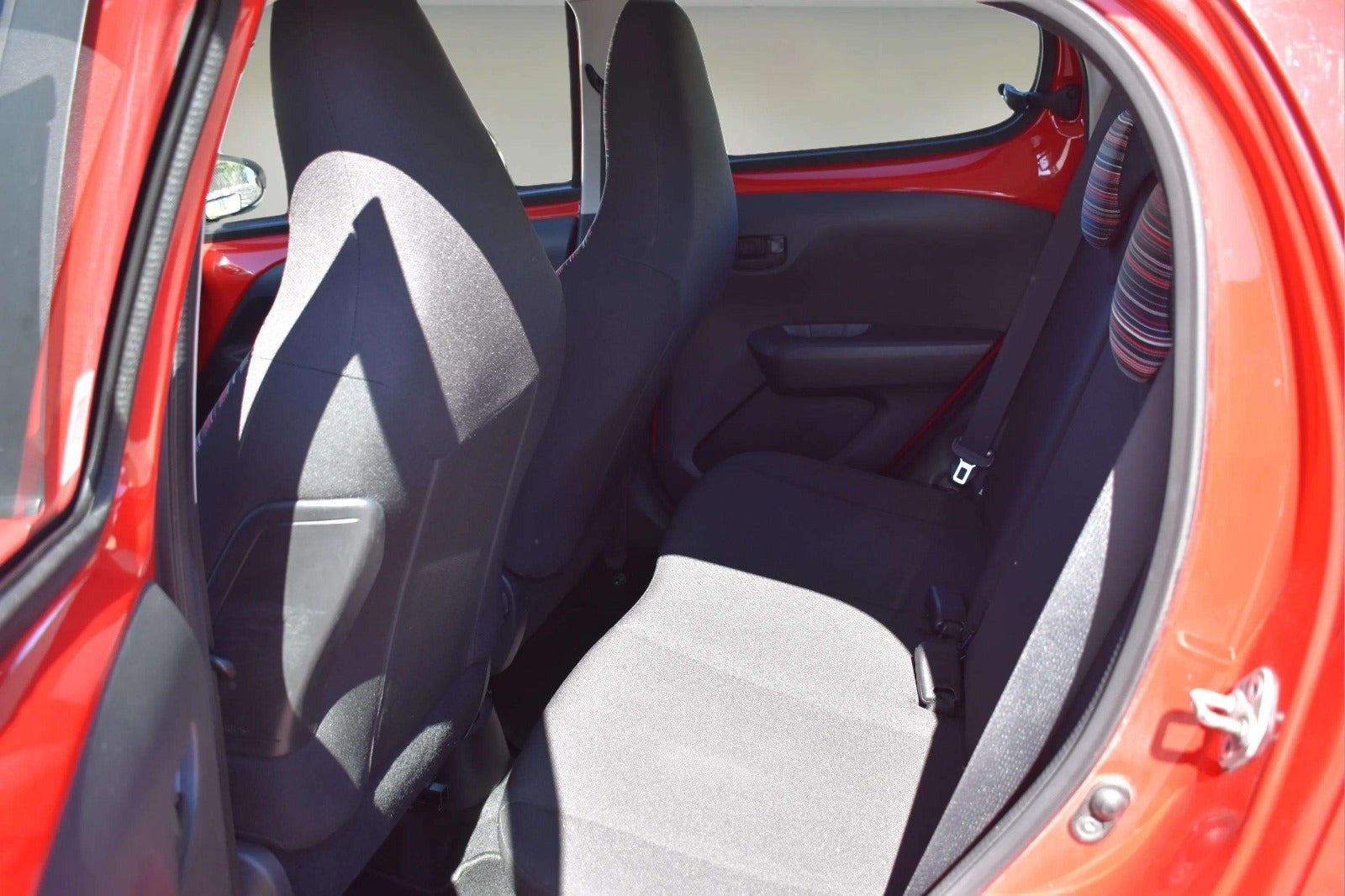 Rød Citroën C1 fra 2016
