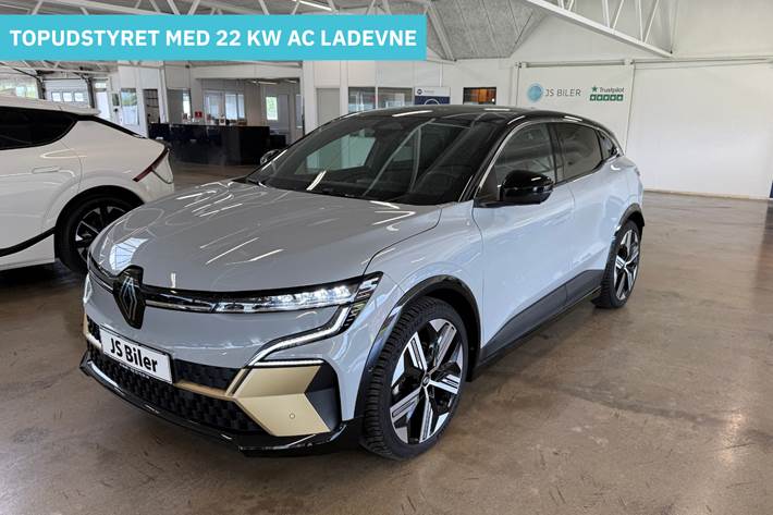 Grå Renault Megane E-Tech fra 2024
