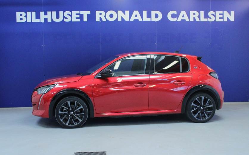 Peugeot e-208 50 GT