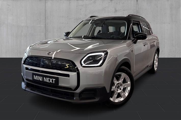 Sølv Mini Countryman SE fra 2024