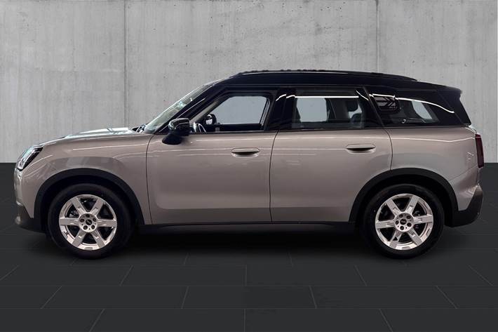 Sølv Mini Countryman SE fra 2024
