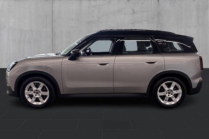 Sølv Mini Countryman SE fra 2024