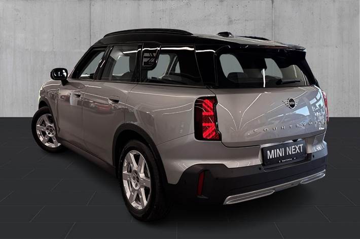 Sølv Mini Countryman SE fra 2024