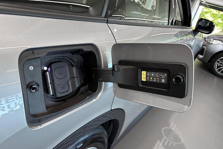 Sølv Mini Countryman SE fra 2024
